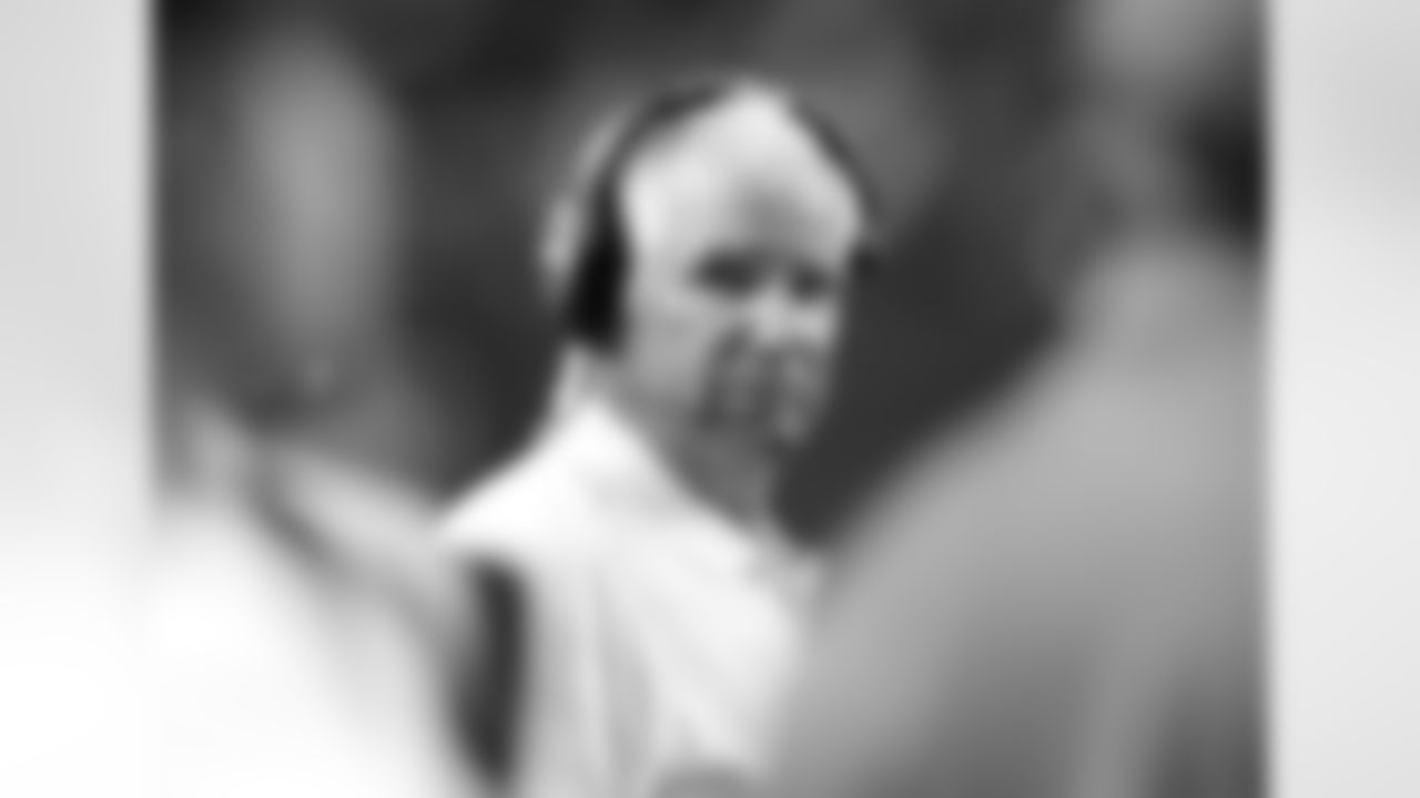 Head Coach Mike Smith