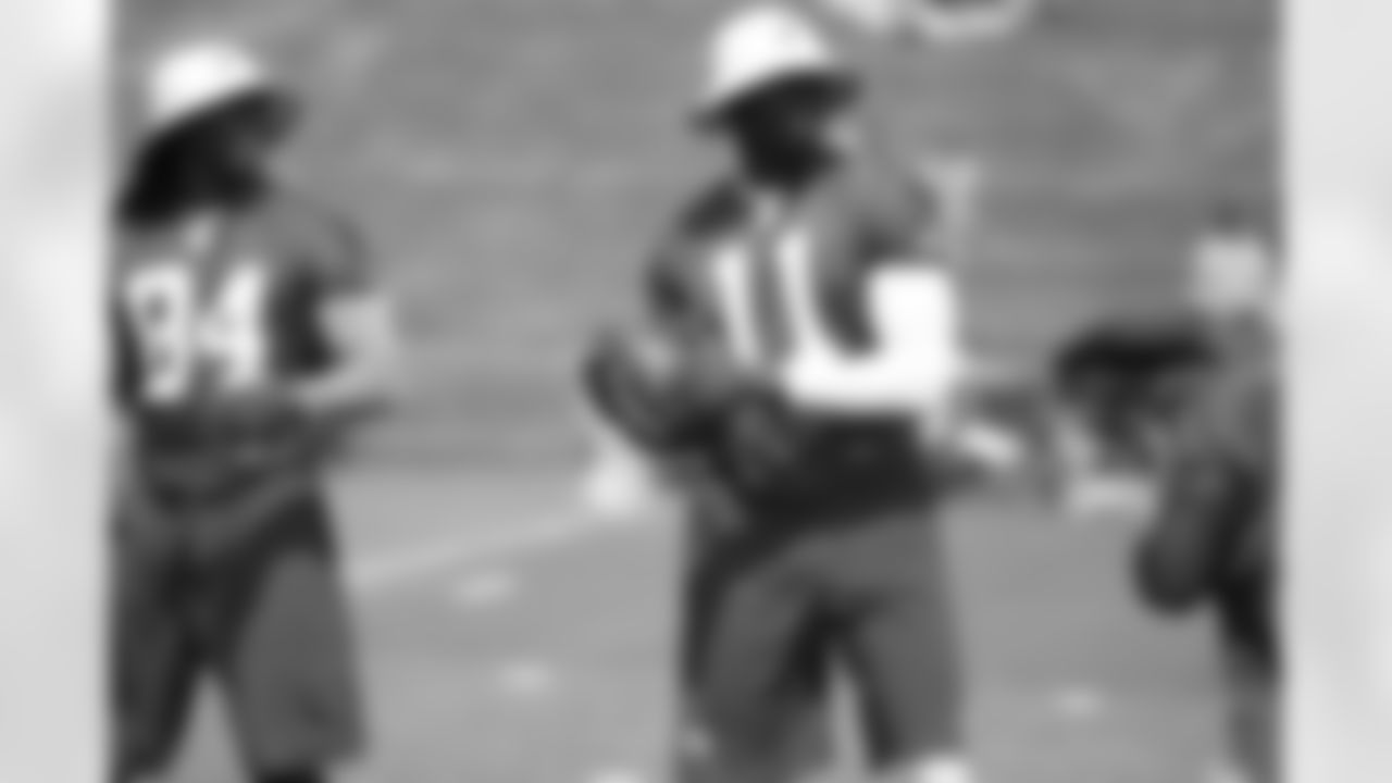 WR Julio Jones looks to pass the ball during warm ups
