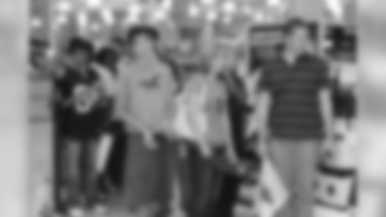 Mike Peterson excites fans after a big win against Detroit at Publix with the Atlanta Falcons Tailgate Team // Atlanta Falcons Tailgate Team 2011 // Oct. 24, 2011// Smyrna, Ga -