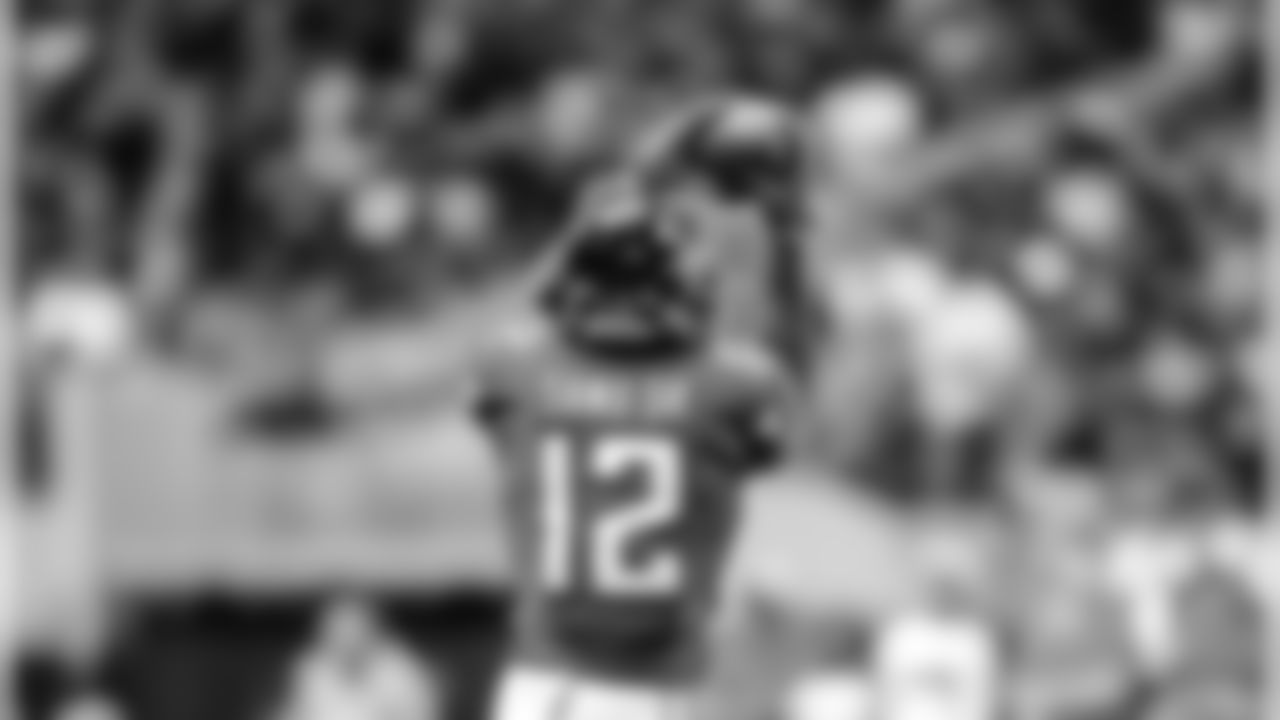 WR Mohamed Sanu