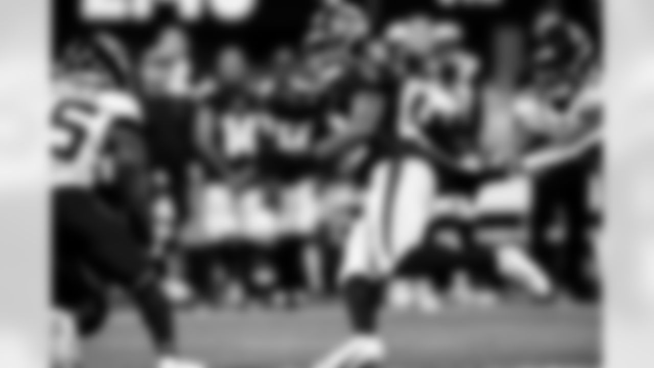 Atlanta Falcons running back Caleb Huntley #42 rushes during the second half against the Jacksonville Jaguars at Mercedes-Benz Stadium in Atlanta, Georgia on Saturday, August 27, 2022. (Photo by Kathryn Skeean/Atlanta Falcons)