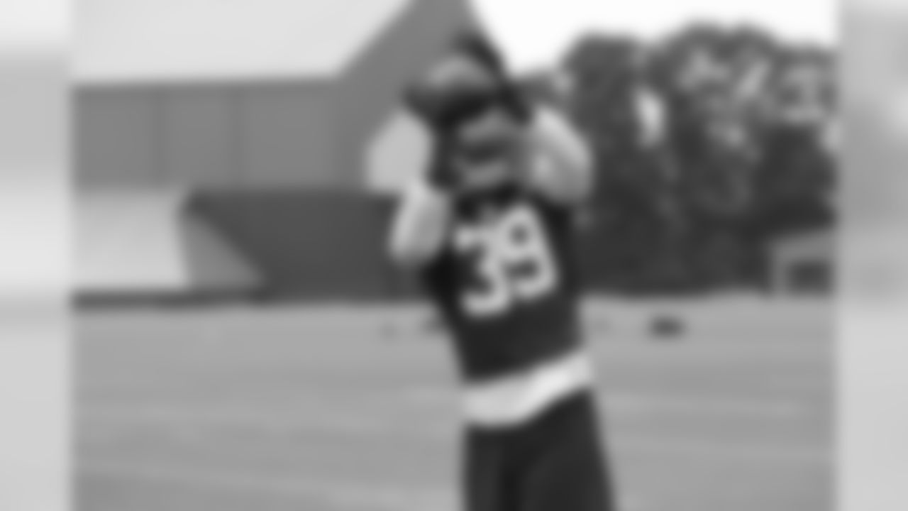 RB Steven Jackson