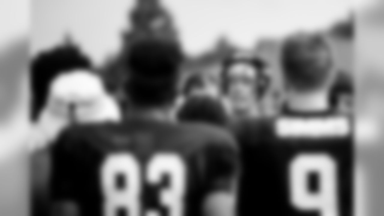 Atlanta Falcons quarterback Matt Ryan #2 talks to the team on the tenth day of practice. (Photo by Kara Durrette/Atlanta Falcons)