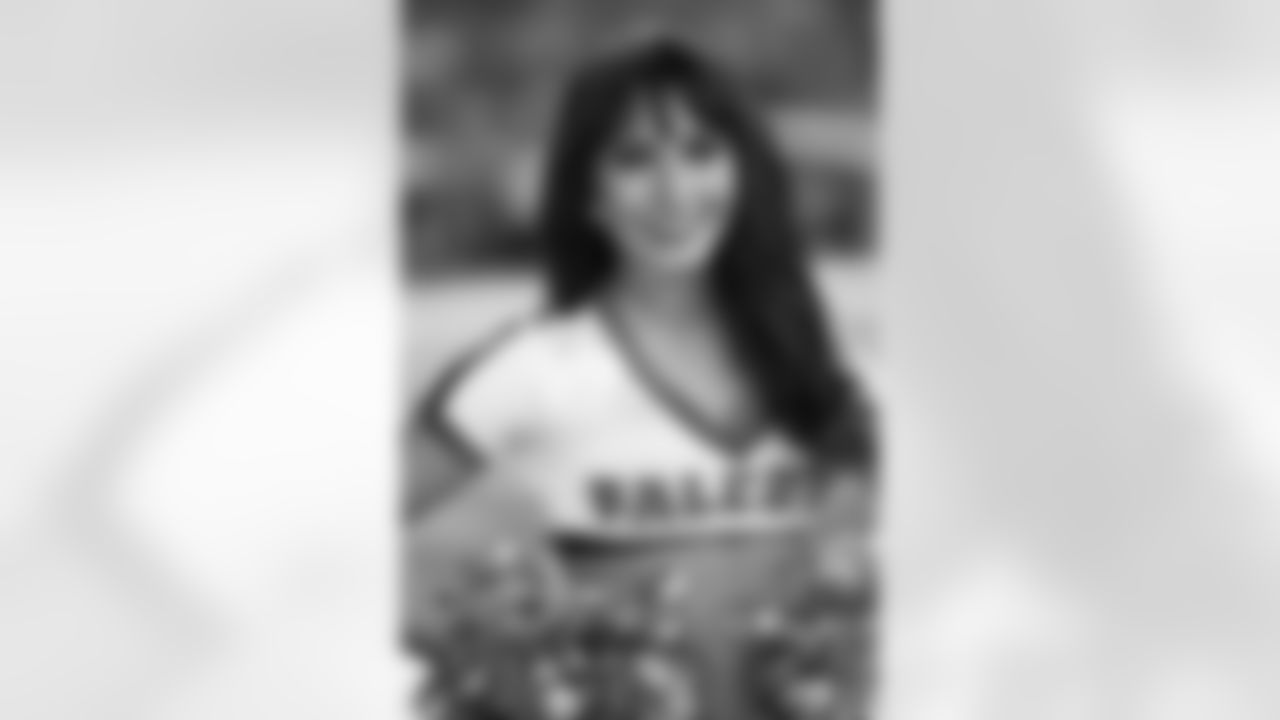Natalie S. // Falcons vs. Dolphins - Cheerleaders // August 12, 2011 // Atlanta -
