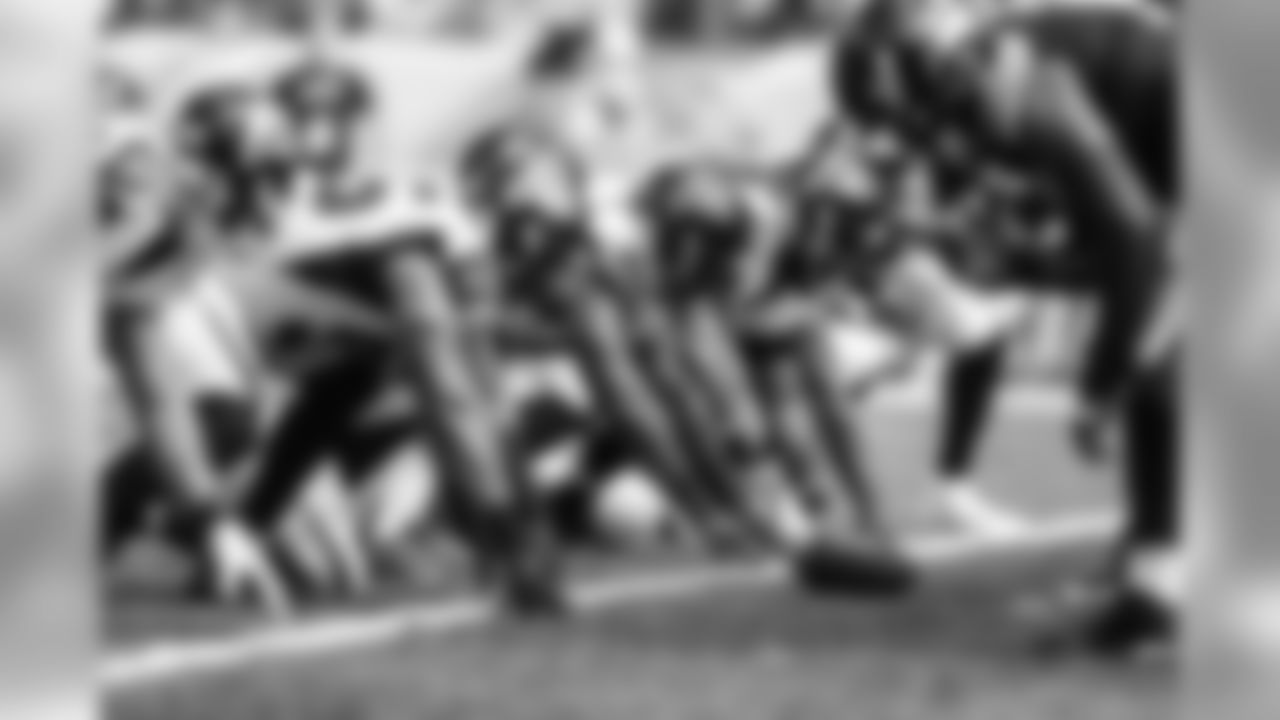 Falcons offensive line