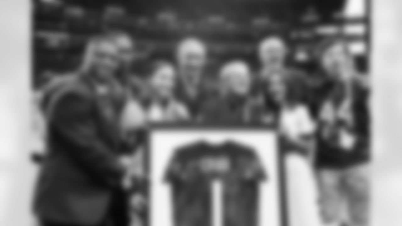 A look back over the career of Atlanta Falcons team photographer Jimmy Cribb after his passing in April 2022.