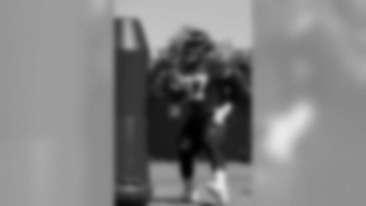 Atlanta Falcons defensive tackle Grady Jarrett #97 in action during practice. (Photo by Kara Durrette/Atlanta Falcons).
