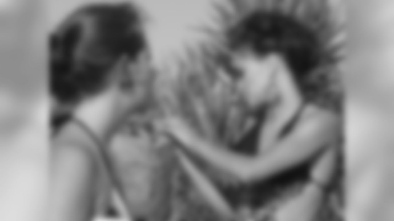 Brittiney W. // 2011 Atlanta Falcons Cheerleaders Swimsuit Calendar Photo Shoot // 2011 // Bermuda -