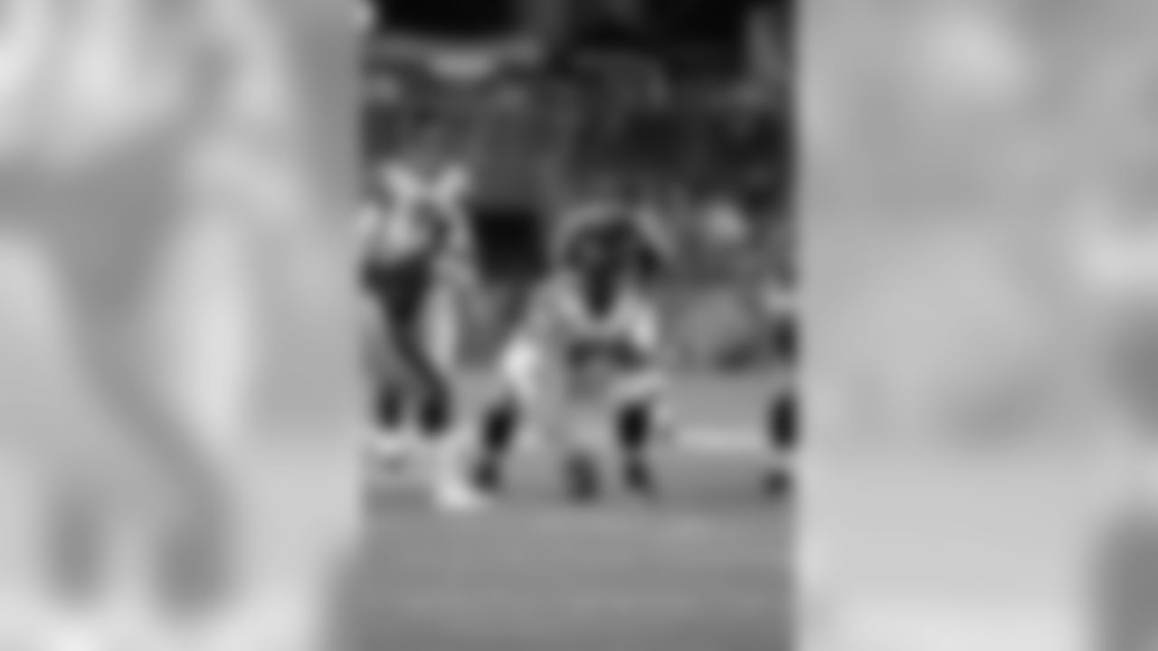 The Falcons and Steelers face off in Pittsburgh during the third preseason game for both teams // Falcons at Steelers - Preseason // Pittsburgh —