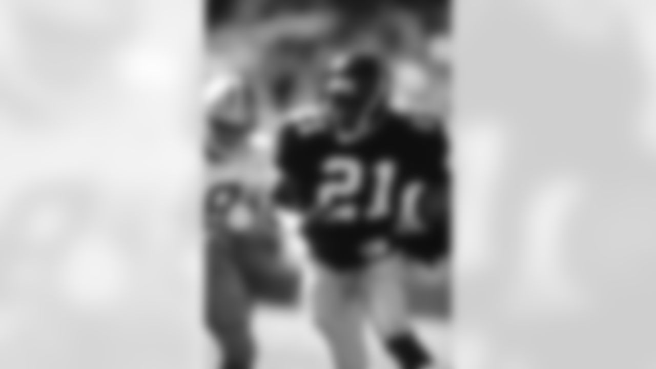 1989: CB Deion Sanders returned a punt for a touchdown in his first game with Atlanta. Sanders is also the only modern day athlete to hit a home run and score a TD in the same week.