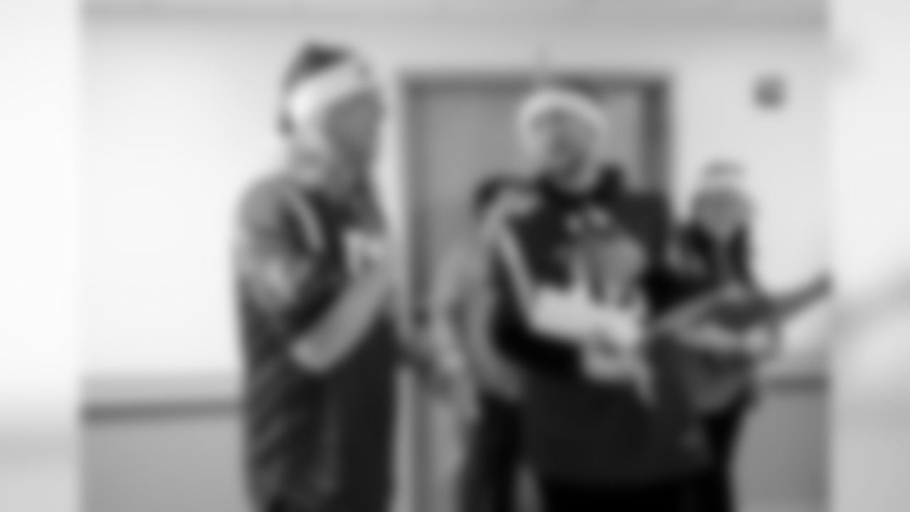 AF_20191217_Holiday-Caroling-CHOA-ScottishRite_KH1_3151
