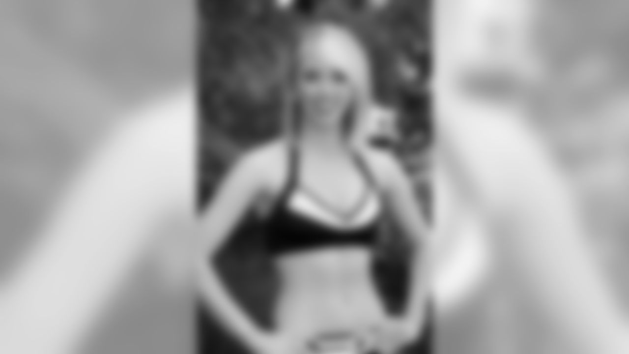 Natalie B. // 2011 Atlanta Falcons Cheerleaders Studio Shots // 2011 // Atlanta -