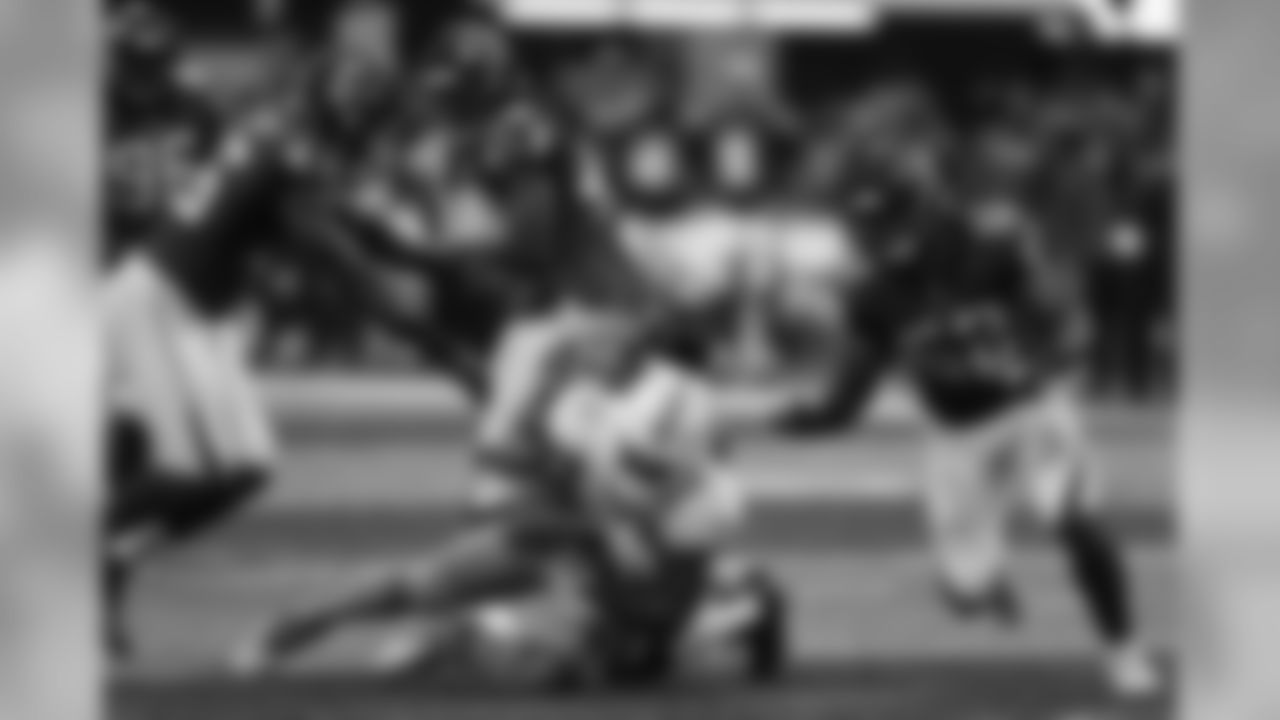 CB Blidi Wreh-Wilson, LB Emmanuel Ellerbee