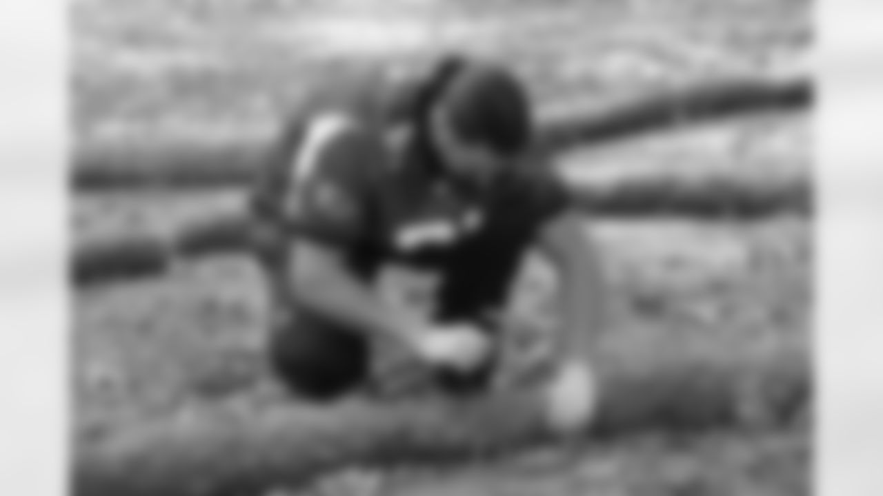 TE Mickey Shuler