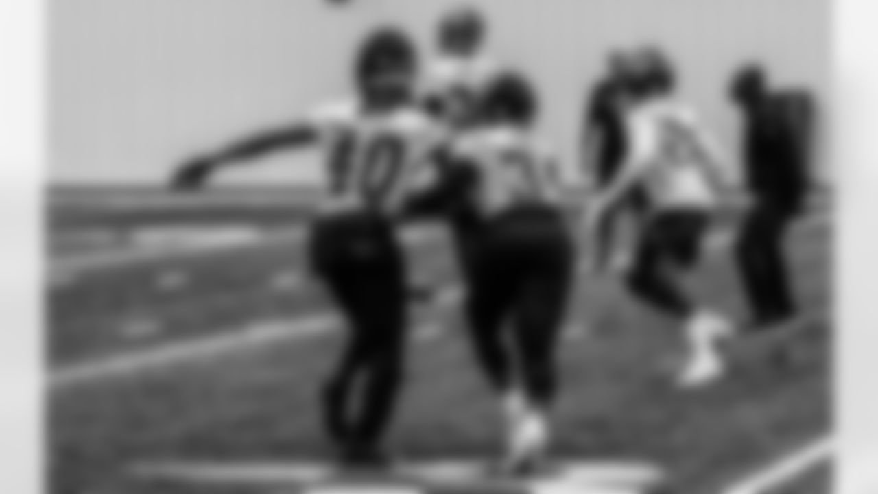 CB Ryan Neal, CB Brian Poole