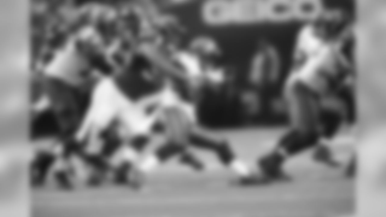 DE Cliff Matthews takes down Buccaneers RB Mike James