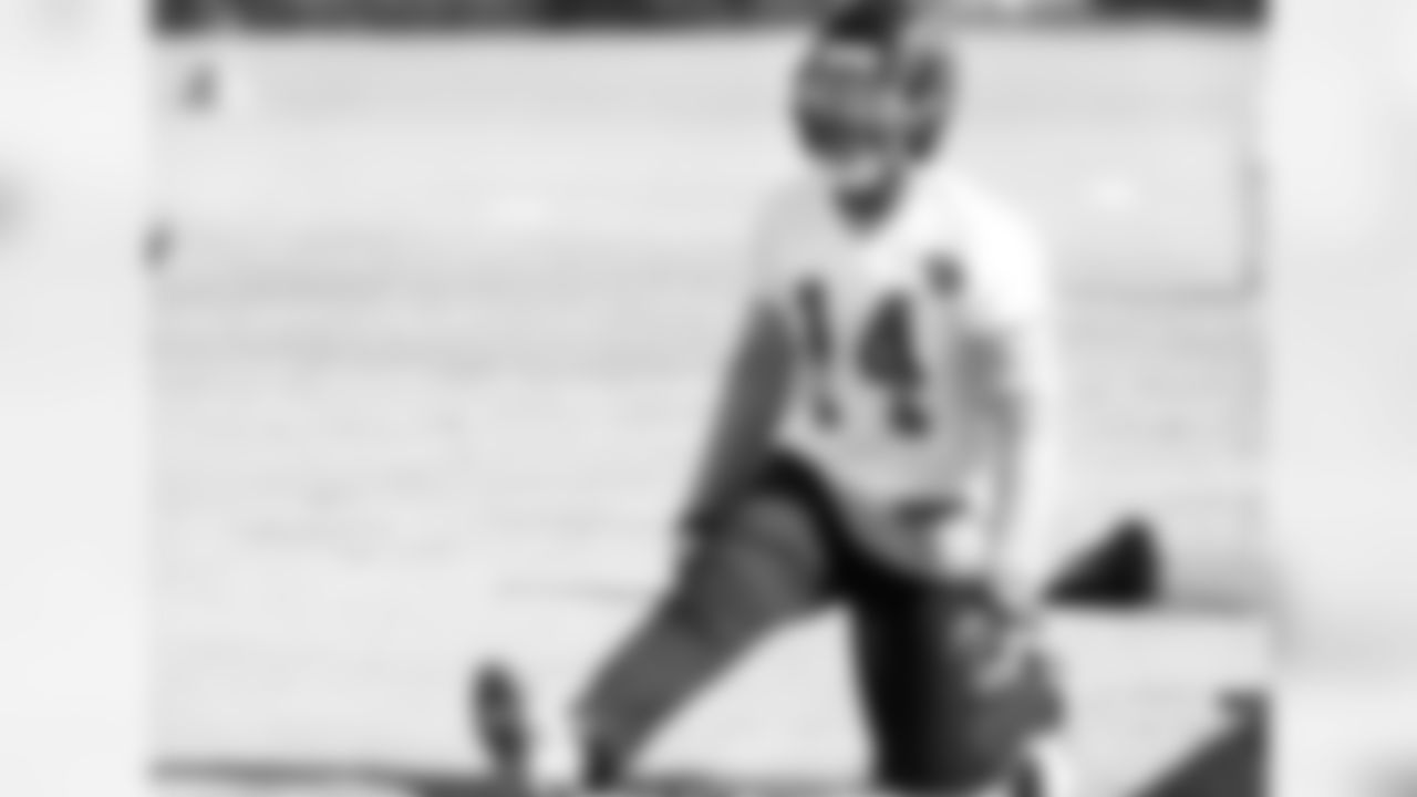 WR Eric Weems
