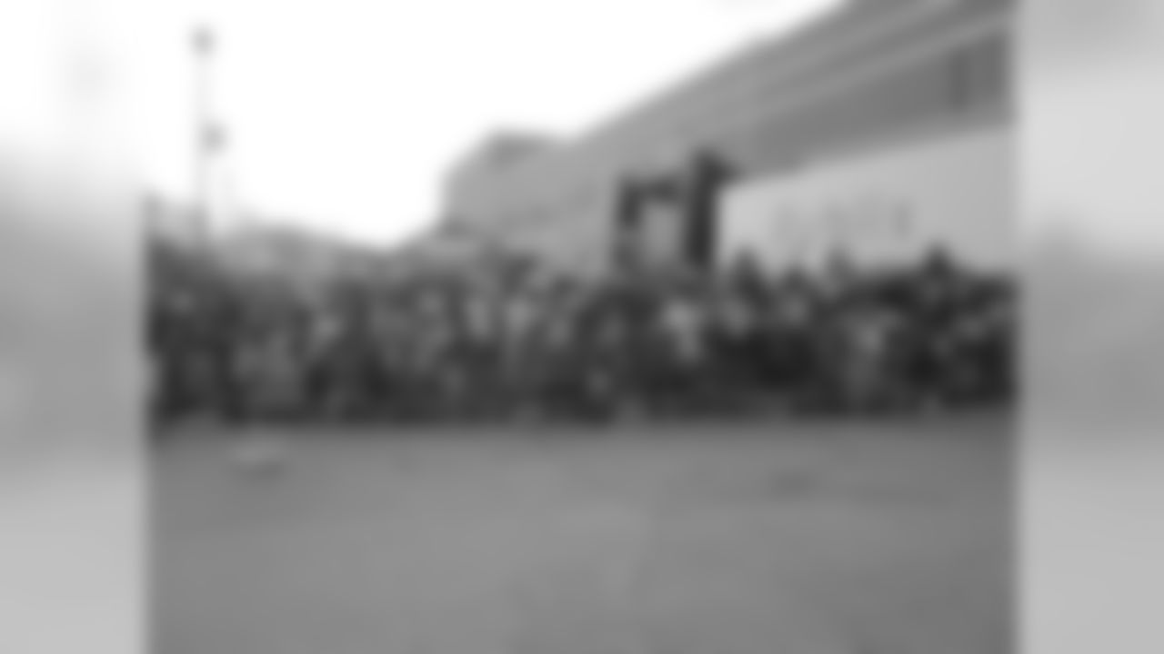 The gates about to open to the masses, shortly before 6 pm. // 2011 Friday Night Lights // August 5, 2011 // Norcross, Ga. —