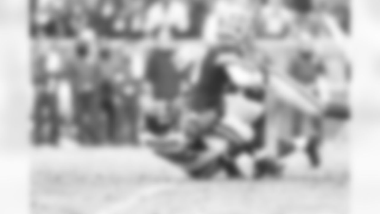 DE Jonathan Massaquoi played 58 of 67 defensive snaps in the Falcons Week 15 game against the Redskins. Will Massaquoi continue to handle playing 85 percent of the snaps against the 49ers?