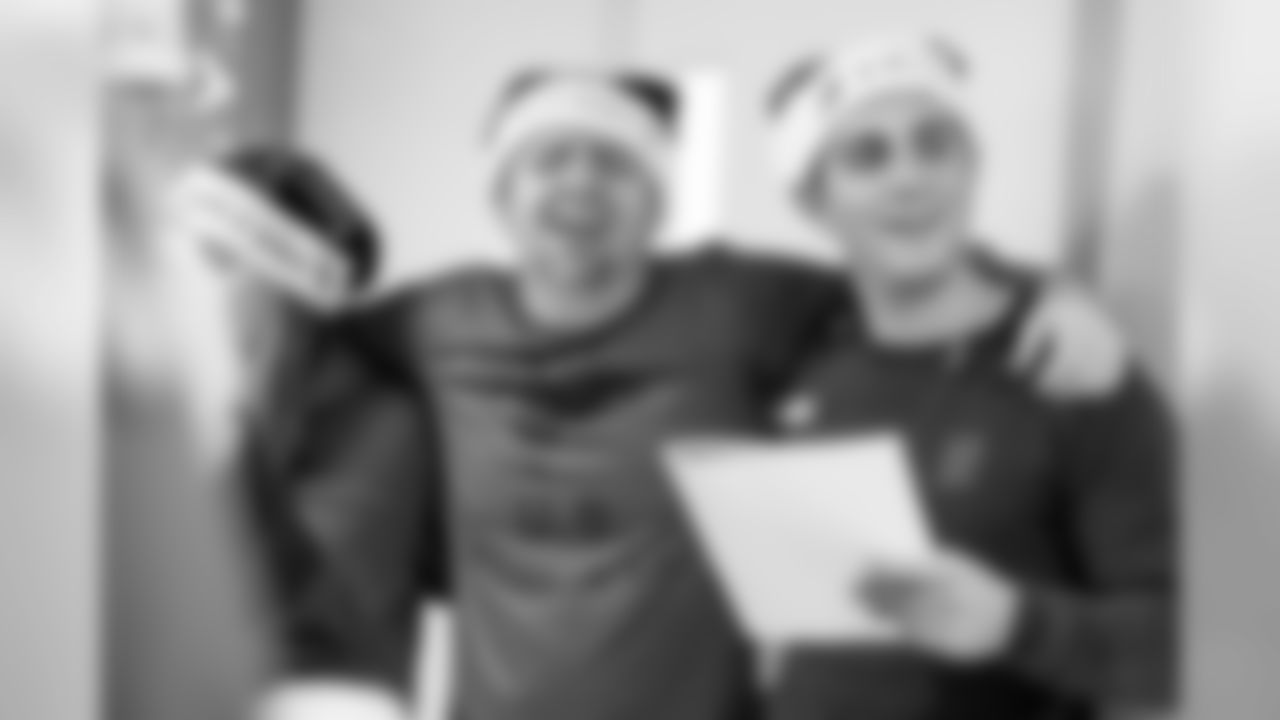 CHOACaroling_KD_12172018_0282