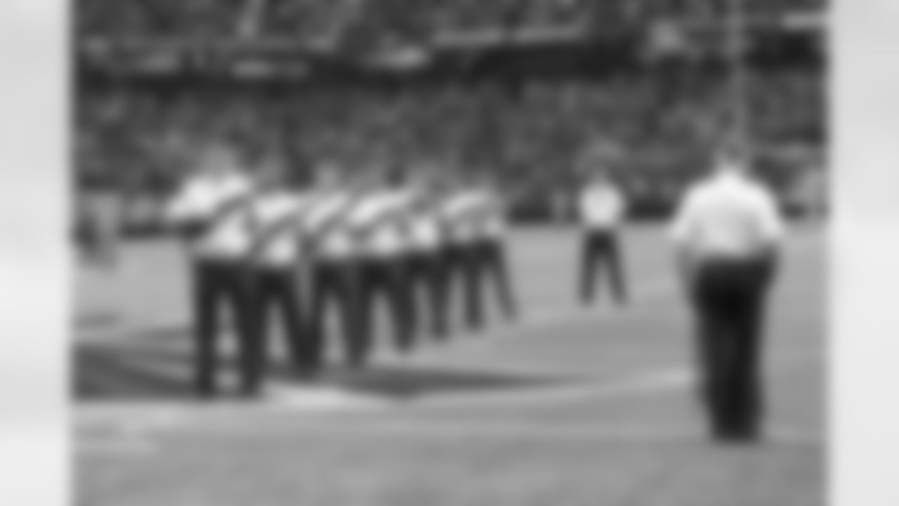 Salute to Service halftime tribute