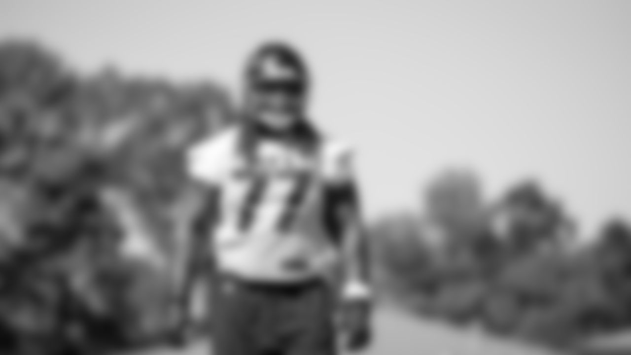Atlanta Falcons guard James Carpenter #77 looks on during practice at IBM Performance Field. (Photo by Kara Durrette/Atlanta Falcons)
