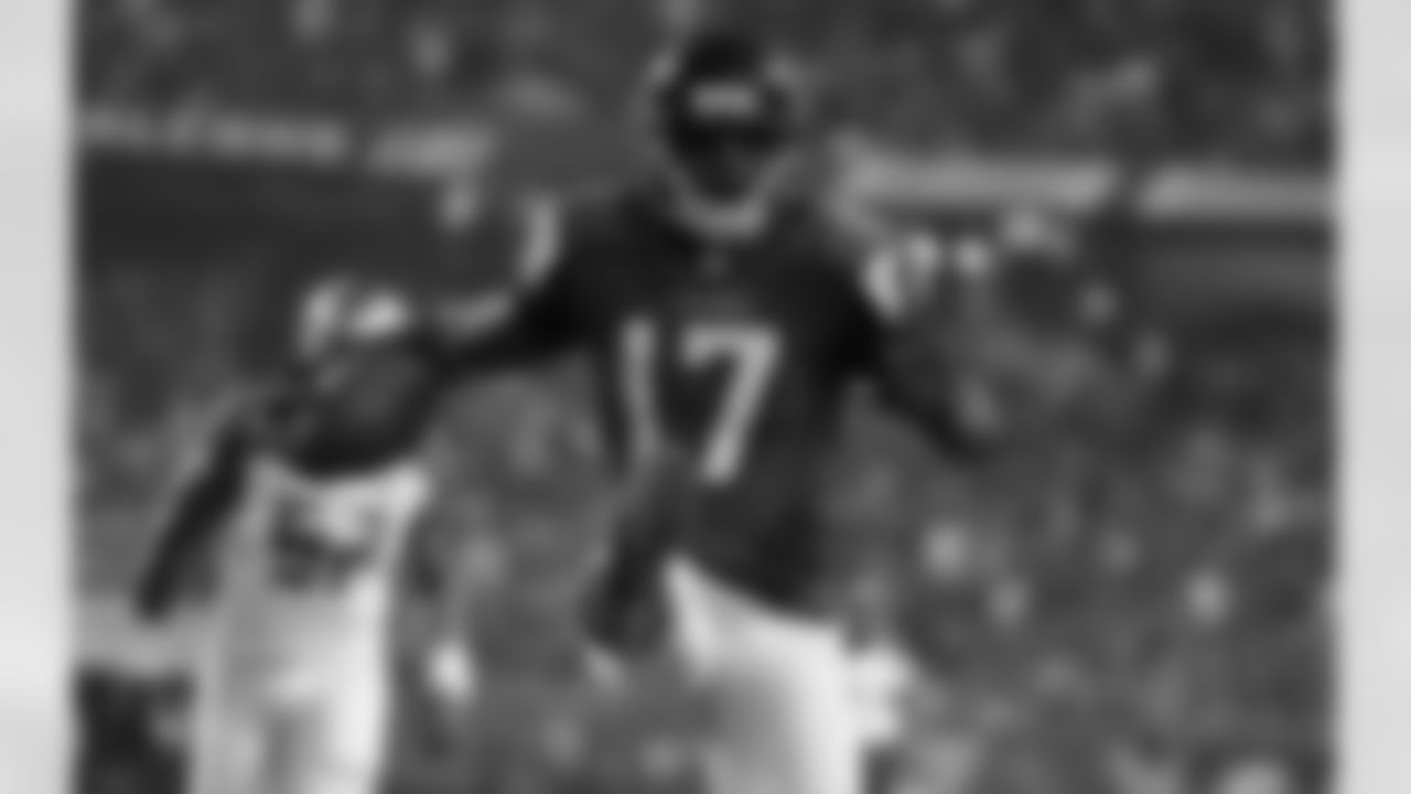High-stepping into history during the game against the Tampa Bay Buccaneers, WR Devin Hester has shined on special teams for the Falcons. Hester has scored four return touchdowns on the Vikings in the past and Sunday is the perfect opportunity to score the fifth.