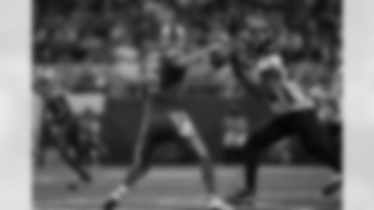 Atlanta Falcons outside linebacker Bud Dupree #48 rushes the quarterback during the third quarter of the Week 3 Game against the Detroit Lions at Ford Field in Detroit, Michigan on Sunday, September 24, 2023. (Photo by Shanna Lockwood/Atlanta Falcons)