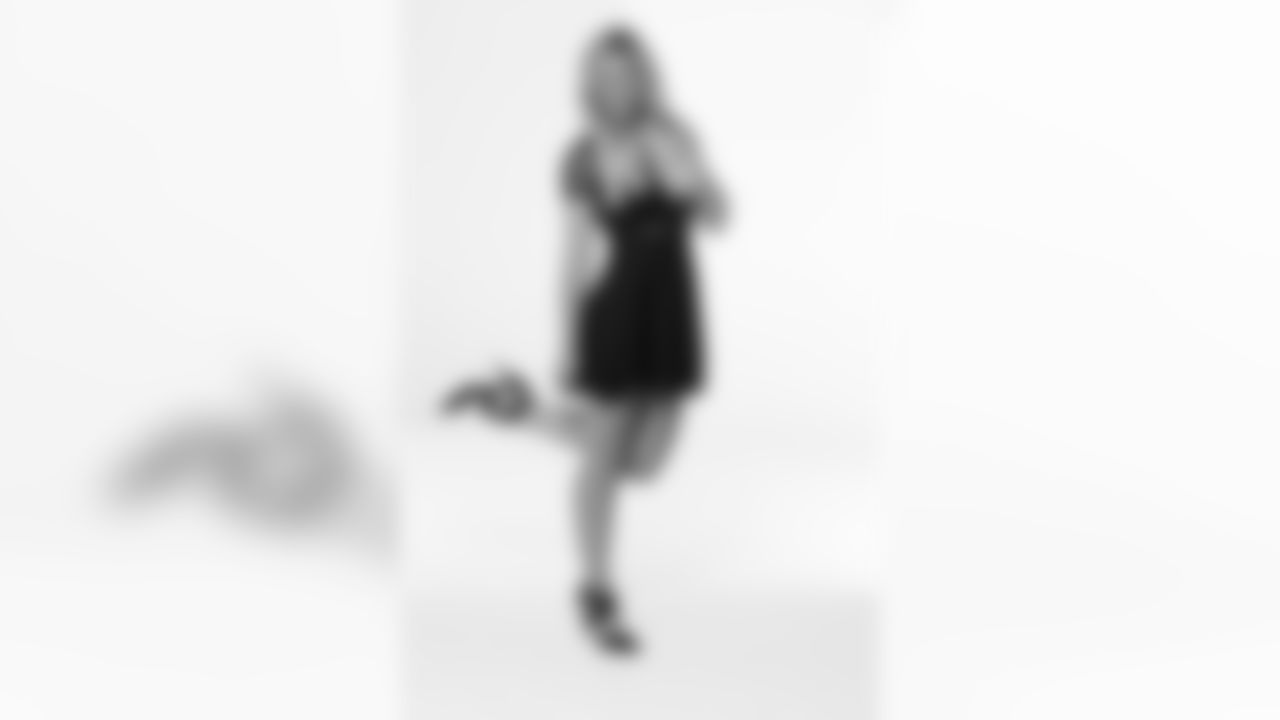 CheerShoot_062518_CM_1399