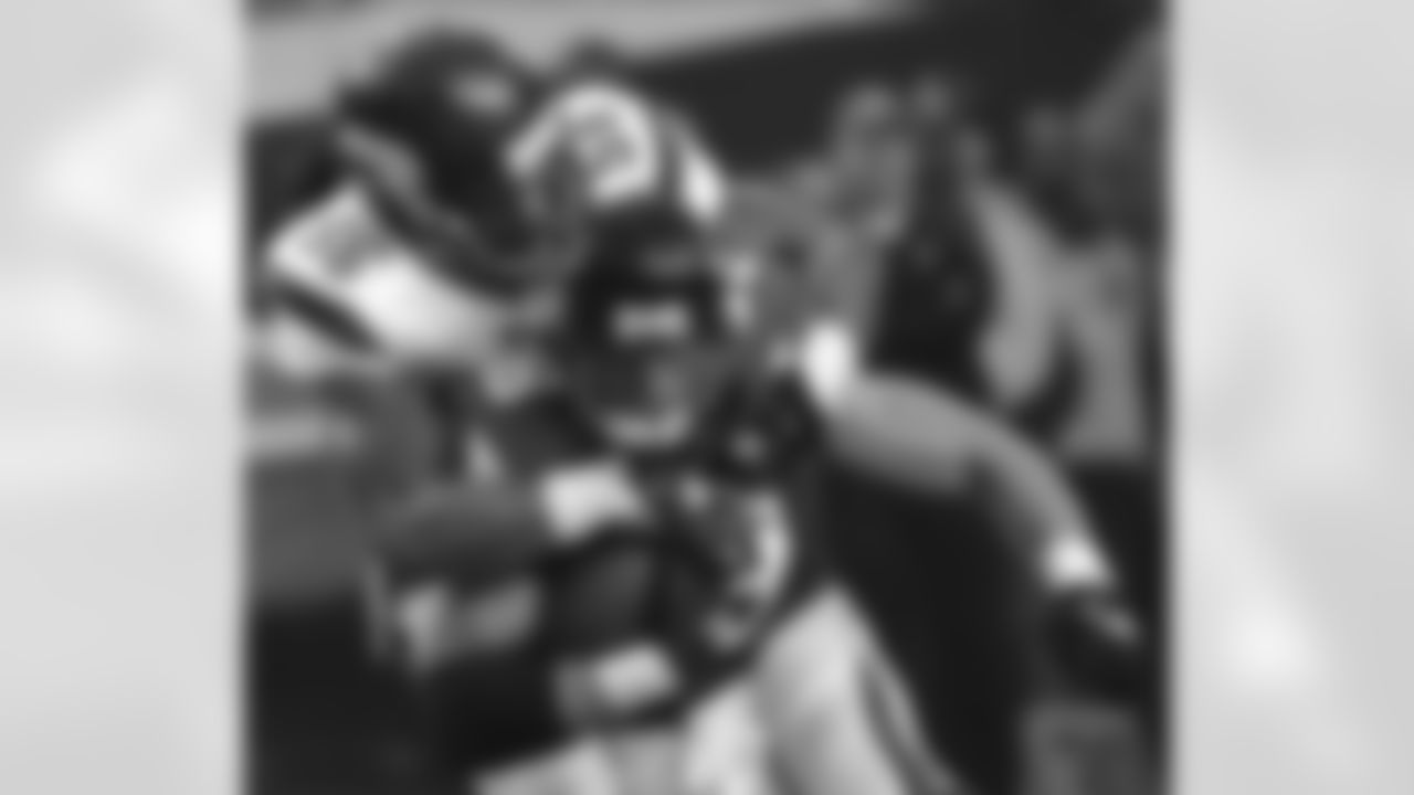 Gonzalez has eclipsed 70 catches 13 times in his career and currently holds the longest active streak with a reception in 195 straight games