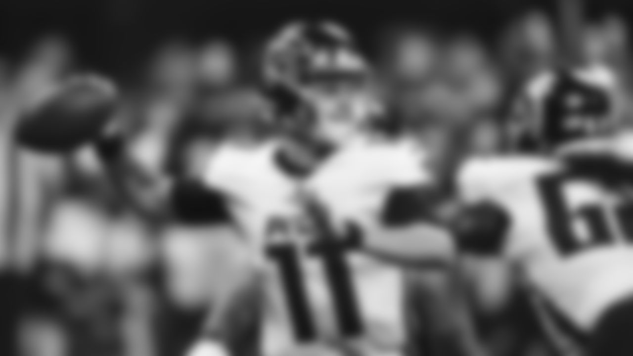 Atlanta Falcons quarterback Logan Woodside #11