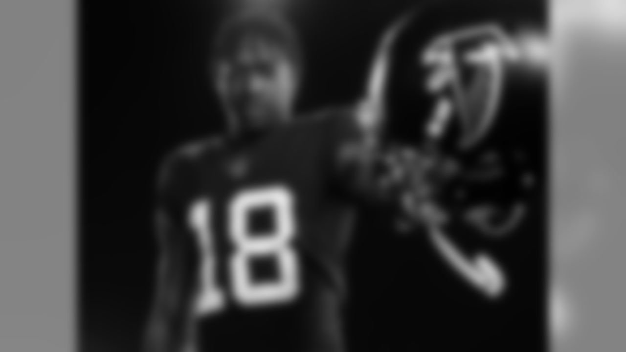 2020_AtlantaFalcons_CalvinRidley_Throwback_Hero_4057