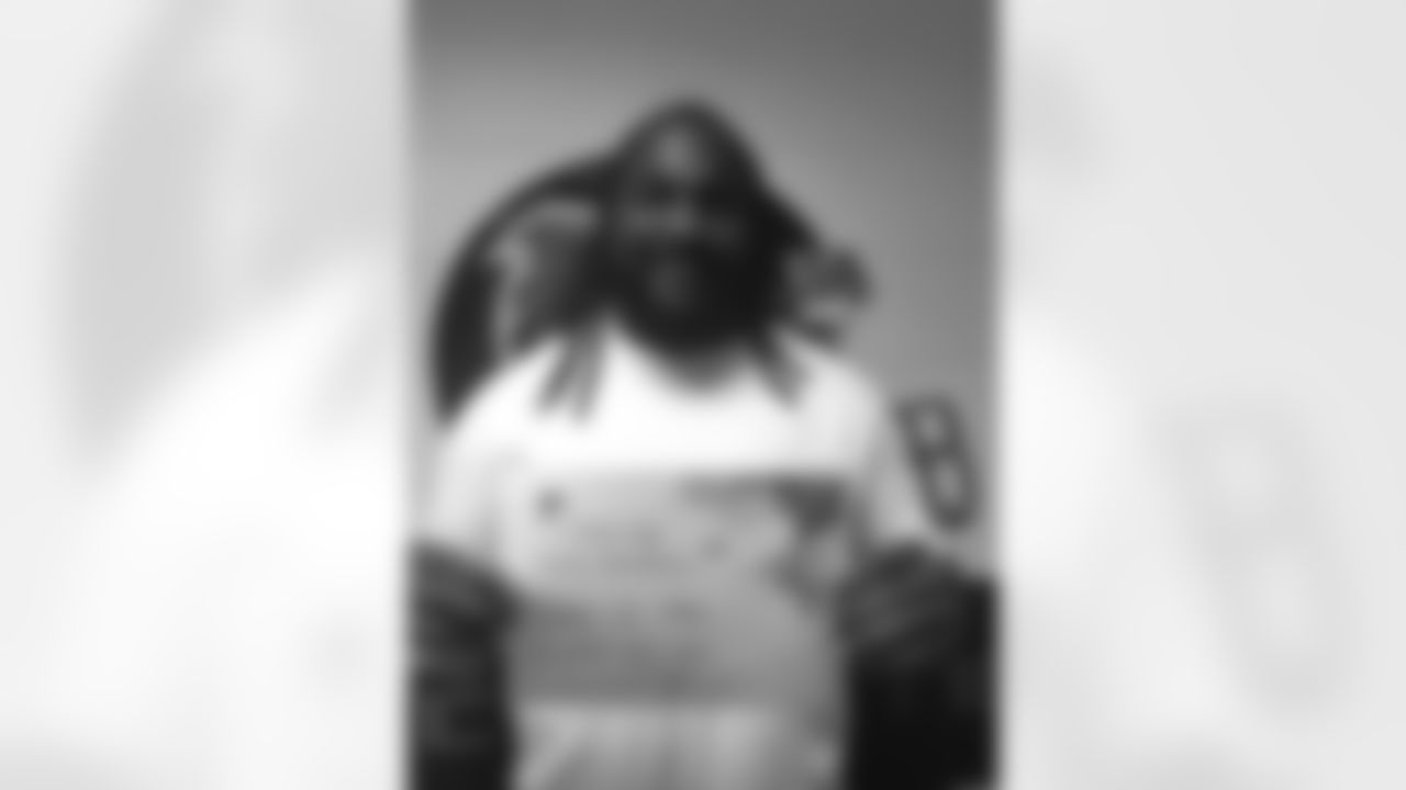 DE Tyson Jackson