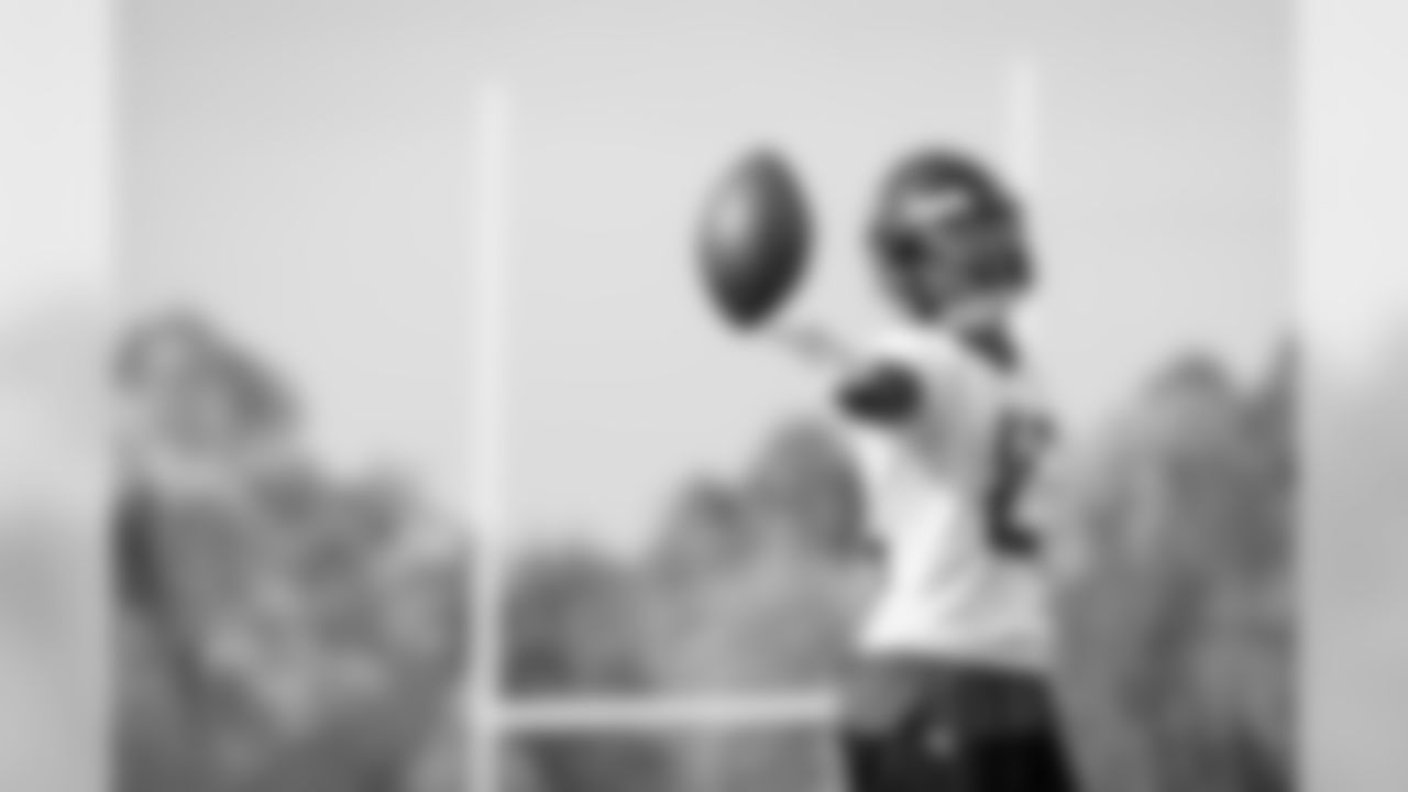 Atlanta Falcons wide receiver Russell Gage #83 warms up during practice. (Photo by Kara Durrette/Atlanta Falcons)