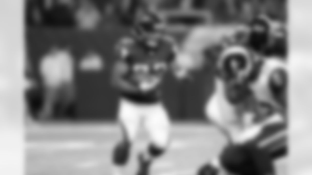 RB Jacquizz Rodgers