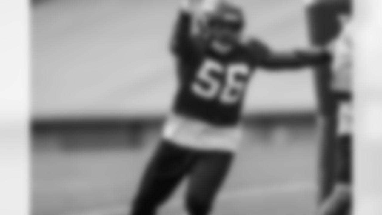 DE Steven Means
Atlanta Falcons/ Kara Durrette