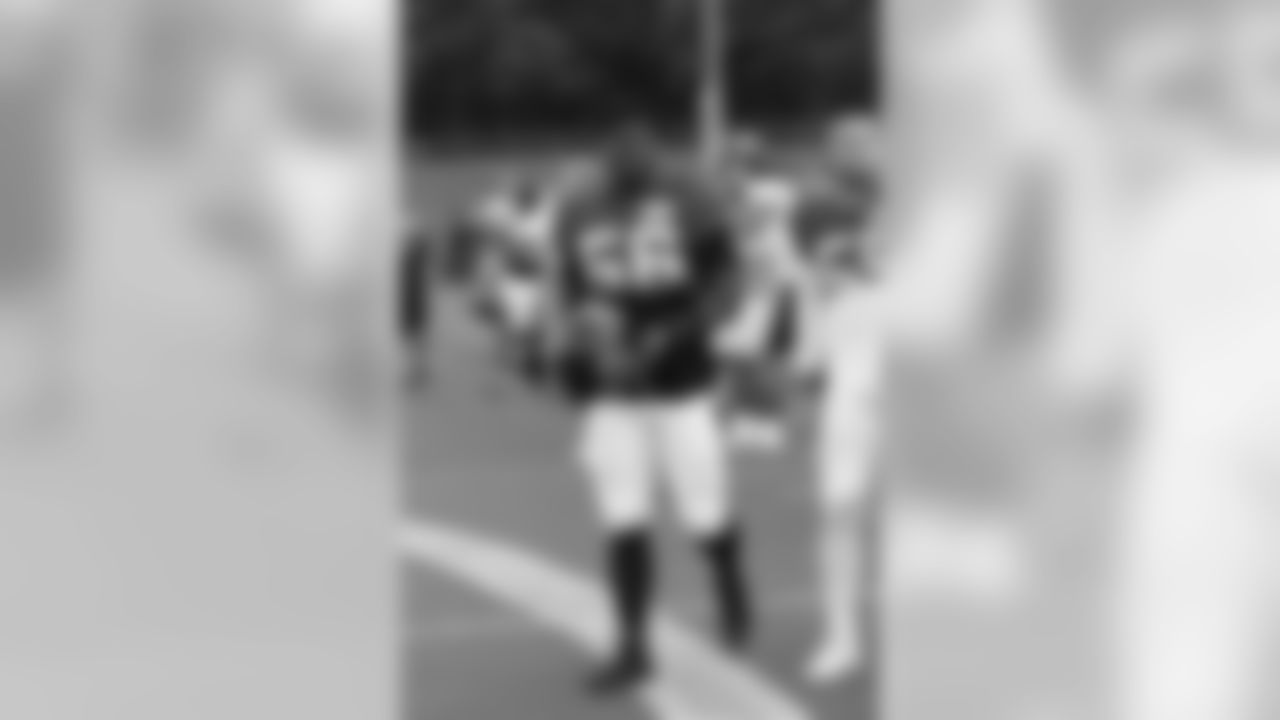 LB Sean Weatherspoon