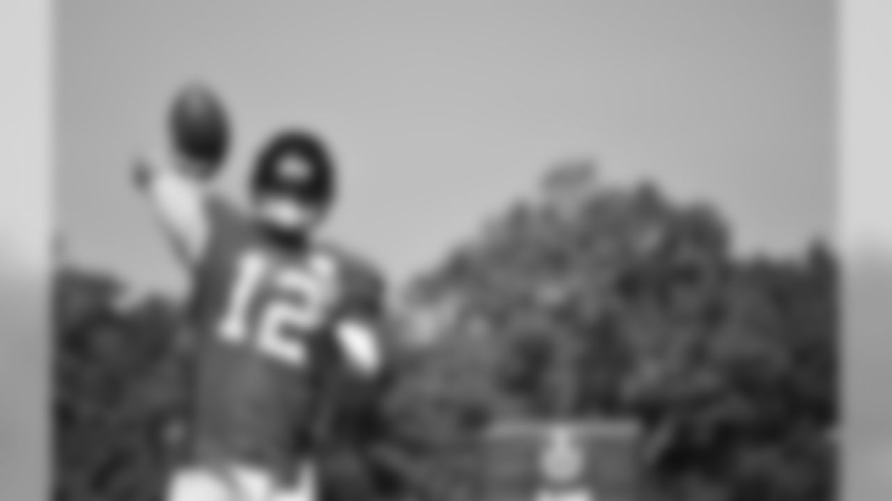 QB Sean Renfree