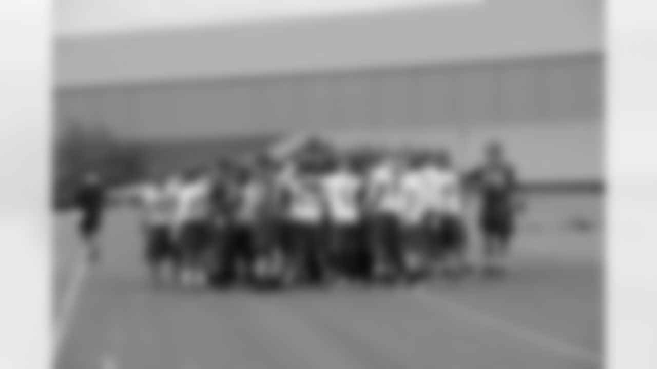The Atlanta Falcons continued their second week of OTAs in Flowery Branch // Offseason Training Activities - 2012 // June 6, 2012 // Flowery Branch, Ga. -