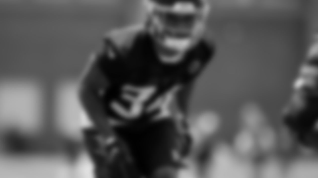 Atlanta Falcons cornerback Darren Hall #34 looks on during the first practice of Atlanta Falcons rookie minicamp on May 14, 2021.