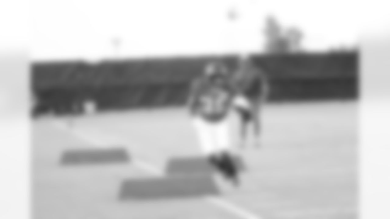 RB Antone Smith