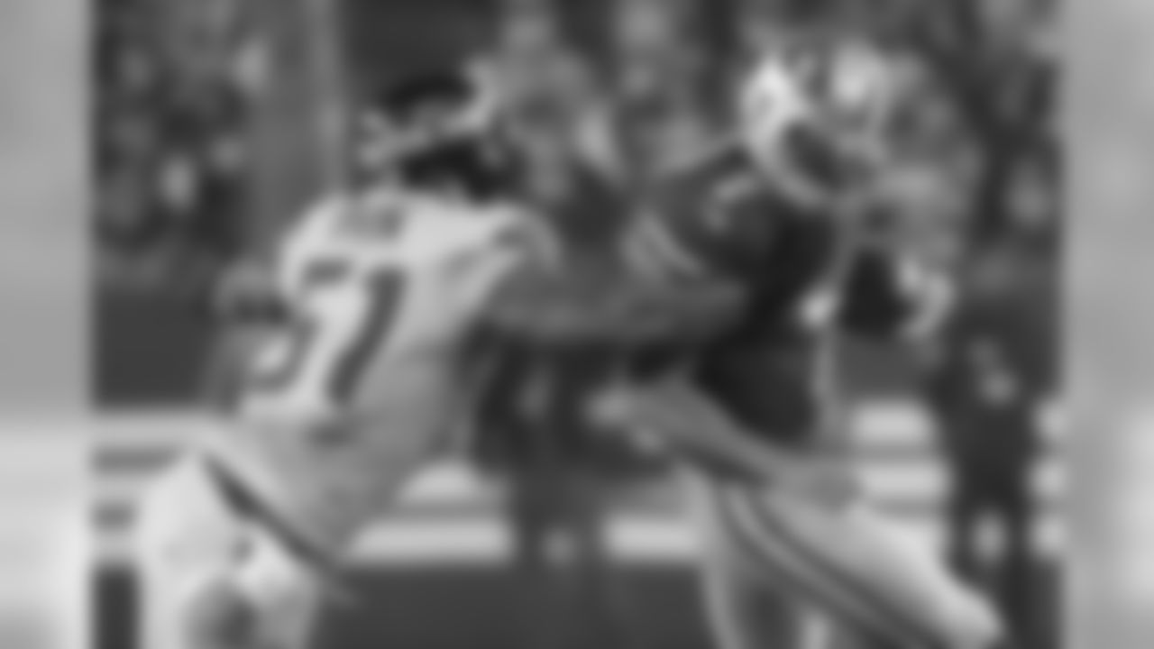 DE Bruce Irvin