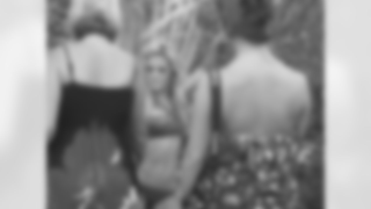 Shauna K. // 2011 Atlanta Falcons Cheerleaders Swimsuit Calendar Photo Shoot // 2011 // Bermuda -