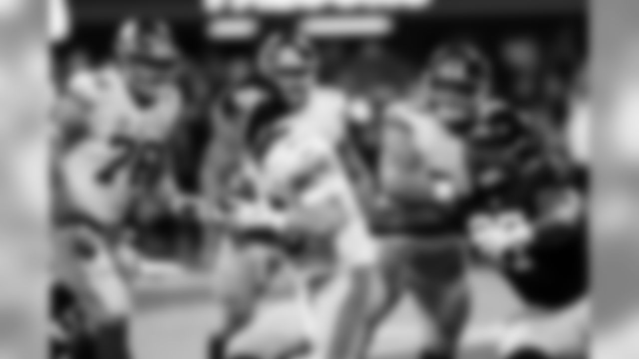 DT Grady Jarrett sacks New York Giants quarterback Eli Manning