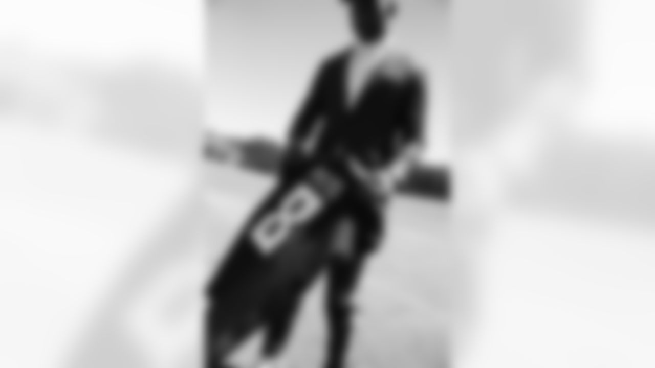 PITTS_AH_c06i5635