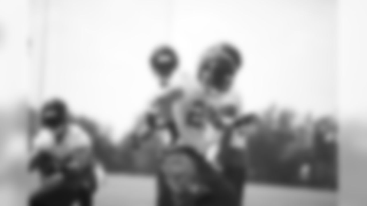 CB Brent Grimes dances to get ready for practice to begin // 2012 Atlanta Falcons Minicamp - Day 2 // June 20, 2012 // Flowery Branch, Ga. -