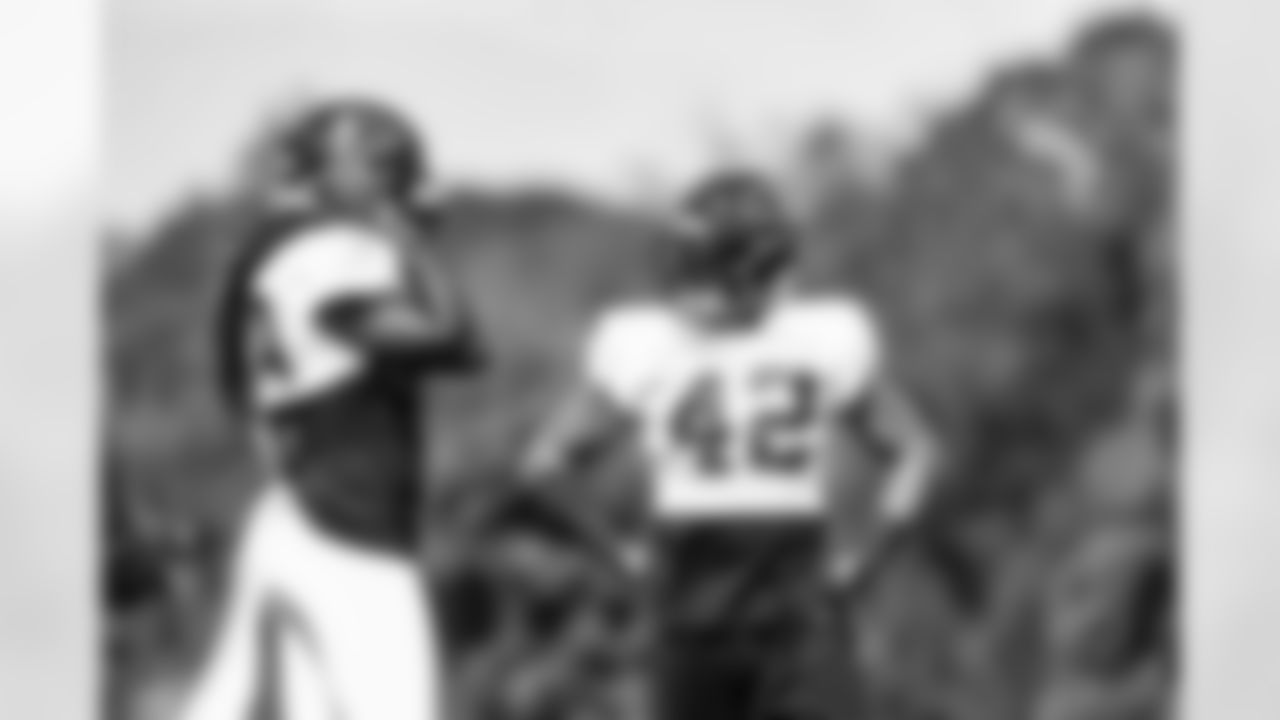 LB De'Vondre Campbell, LB Duke Riley
Atlanta Falcons / Kara Durette