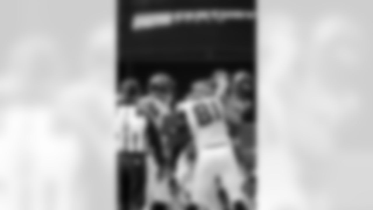 The Falcons and Seahawks meet at Seattle's CenturyLink Field during the fourth week of the regular season // Falcons at Seahawks - 2011 // Oct. 2, 2011 // Seattle -