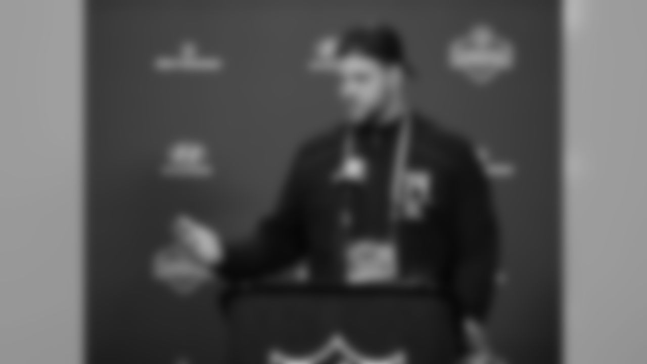 Ohio State offensive lineman Taylor Decker