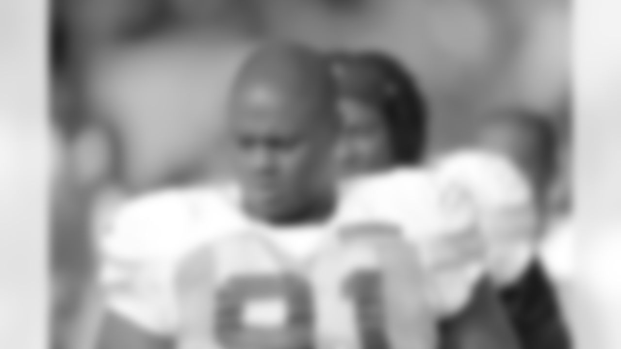DT Corey Peters